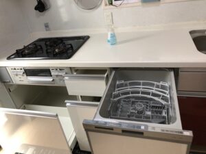 ファーストプラスキッチンに安く食洗機を取り付け！　ミドル浅型タイプ　施工後